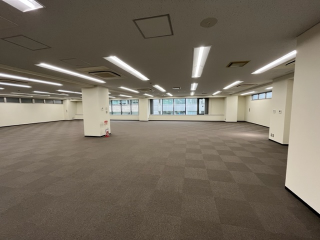 麹町シルクビルの内装