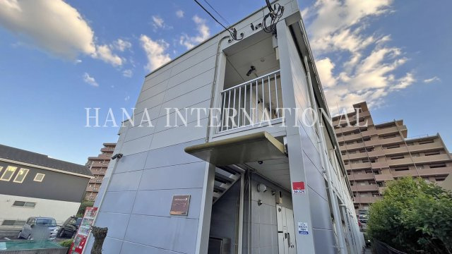 レオパレスフィエールの外観