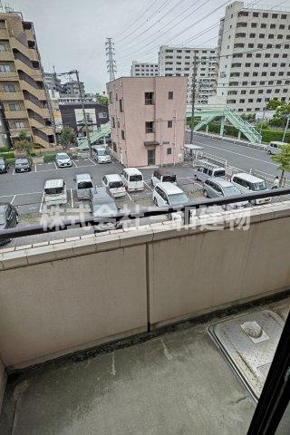 ウェルネスのバルコニー