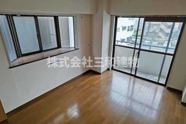 ウェルネスの居間・リビング