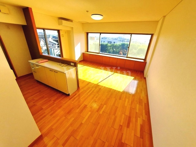 LANDVIEW 山田の杜の内装