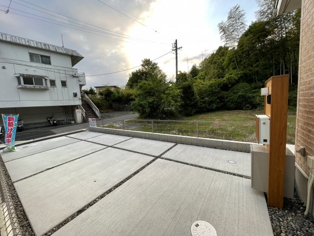日進市岩崎町 全2棟　＜仲介手数料無料＞北小・日進中　新築一戸建ての駐車場|撮影
社長の村田です！
自らプレイヤーとして営業しています
長年の経験と実績から皆様により良いマイホーム購入のご提案をいたします。
住宅ローンの不安や購入後の不安等何でもご相談ください。