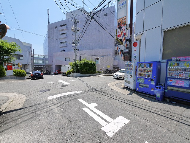 サンライトビルの駐車場