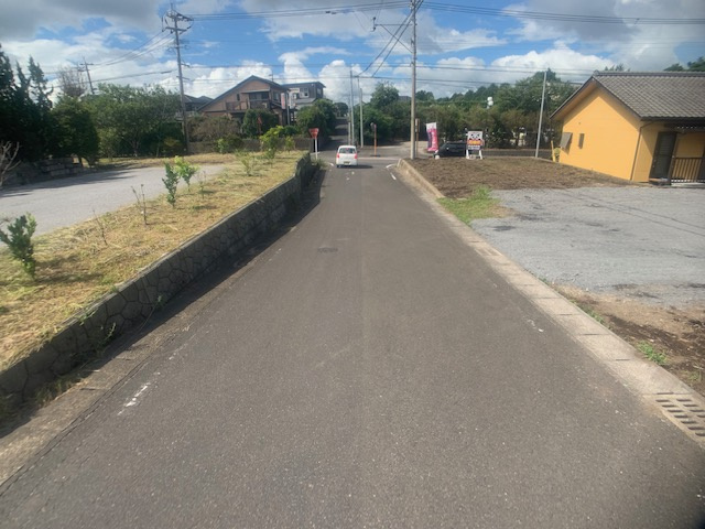 都城市都島町の売地の前面道路含む現地写真