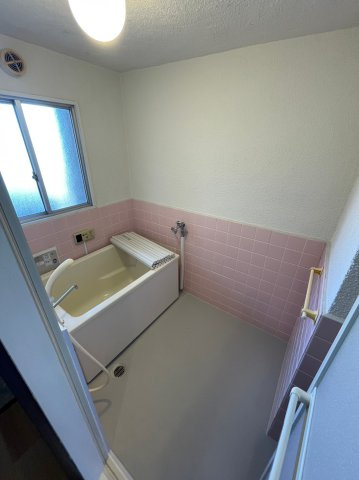 仲介手数料0円！！シャルムスワンの浴室