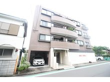 【外観】 | 流行に左右されず、将来にわたって価値が継続する「上質」な佇まい。おしゃれな雰囲気や自然の潤い、親しみやすさといった暮らしを豊かにしてくれる住空間です。