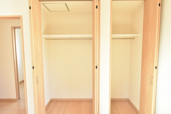 【収納】 | 鴻巣市東３丁目　未入居住宅 | 2階洋室7帖のクローゼット