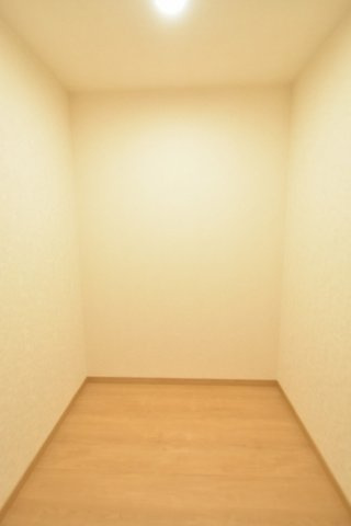 【収納】 | 鴻巣市東３丁目　未入居住宅 | 2階の納戸