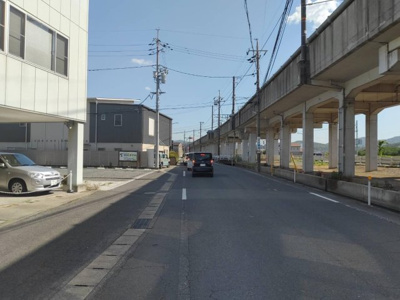 【前面道路含む現地写真】 | ◇倉敷市茶屋町◇駅まで徒歩5分◇前面道路ゆとりあります◇ | 茶屋町駅まで歩いて5分の立地です。