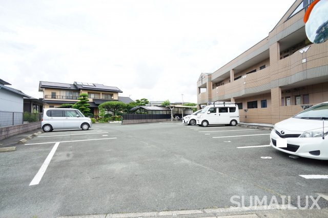 熊本市南区島町３丁目のアパートの駐車場