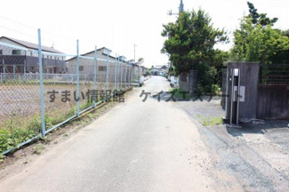 【前面道路含む現地写真】