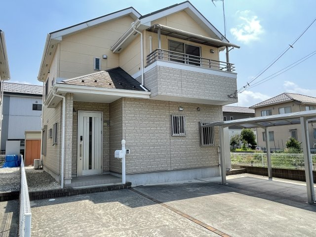 藤岡市藤岡　中古の外観|外はこのようになっています