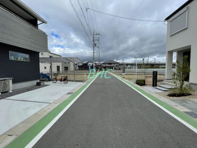【前面道路含む現地写真】 | 草津市西渋川２丁目分譲地27号地
