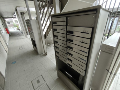 【その他共用部分】 | クレイノミオラコート | 集合ポストです