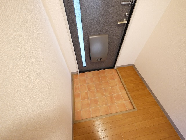 コスモス結崎　Ｂの玄関|毎日通る玄関はこちらです