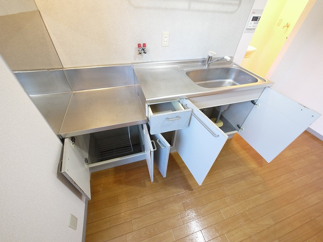 コスモス結崎　Ｂのキッチン|きれいなキッチンです