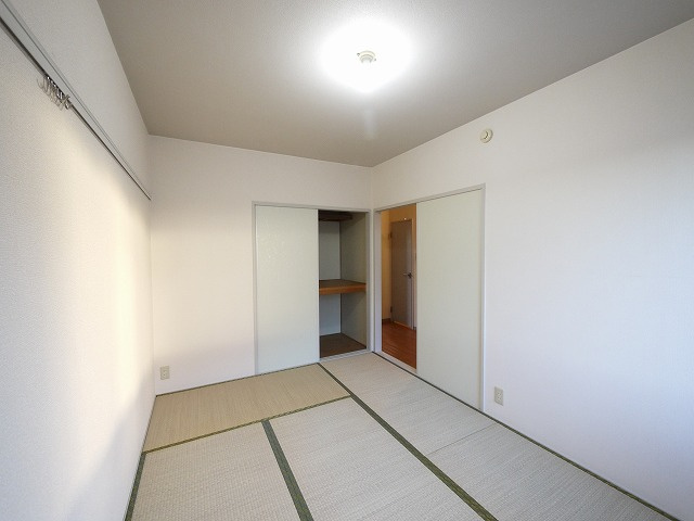コスモス結崎　Ｂの和室|きれいな和室です