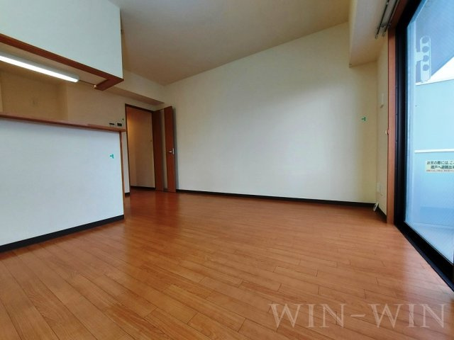 テイビービルの居間・リビング