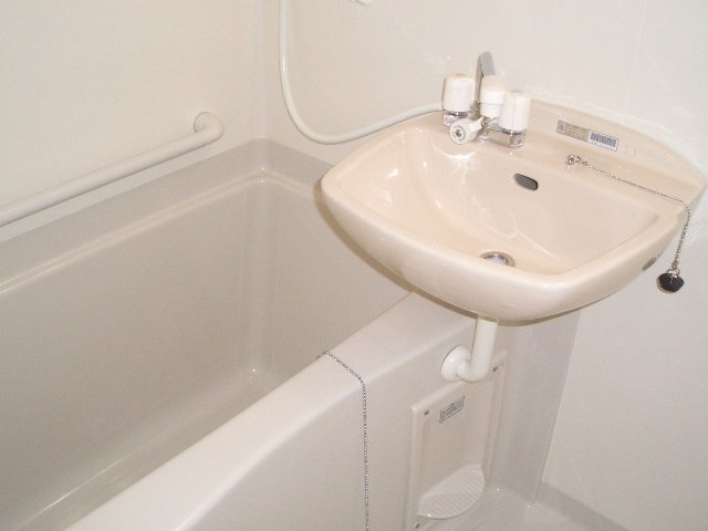 ゆったり過ごせるお風呂です