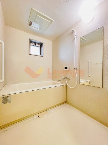 久留米市北野町高良の賃貸マンションの浴室|お風呂で日々の疲れを落としましょう
※別号室　同タイプ参考写真です。
