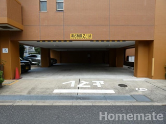 【駐車場】