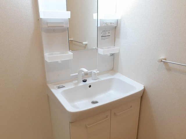 フローラルコート　Ⅱの独立洗面台|洗面所