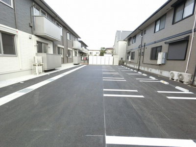 【駐車場】 | アルストロメリア