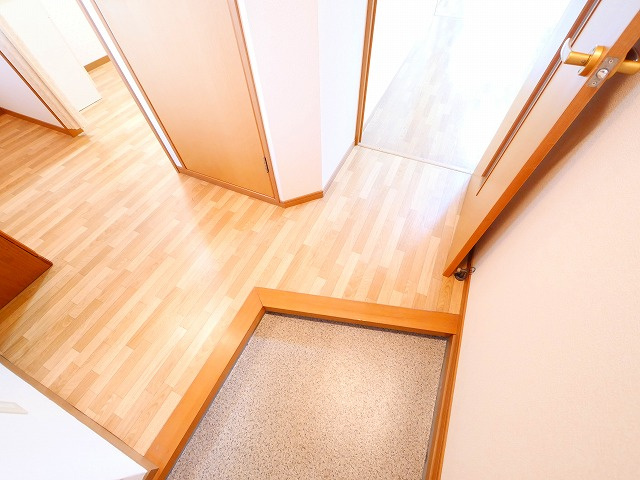 吉田マンションの玄関|落ち着いた玄関です