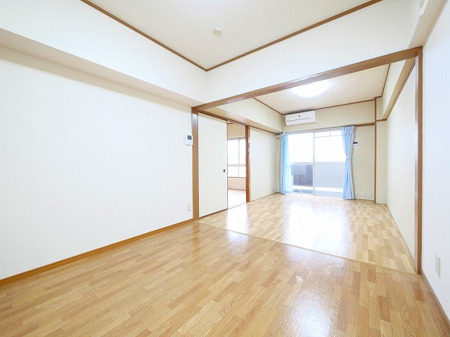 吉田マンションの居間・リビング|居間です