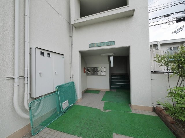 吉田マンションのその他共用部分|入り口はこのようになっています