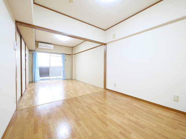 吉田マンションの居間・リビング|おしゃれなリビングです