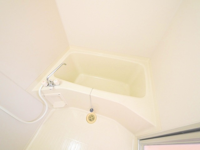 吉田マンションの浴室|きれいなお風呂です
