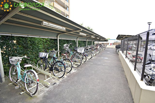 北区本郷町　中古マンション　ダイアパレス本郷町の駐車場