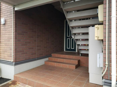 【エントランス】 | （ロイヤル川木谷E）