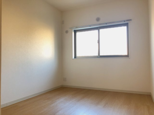 グッドスリー高田の寝室