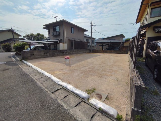 古熊　売土地の外観