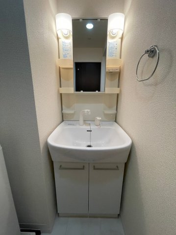 仲介手数料0！！アマーレ葵の独立洗面台