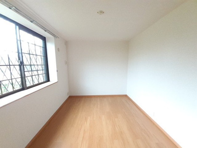 【洋室】 | ラフレシール・メゾンⅡ