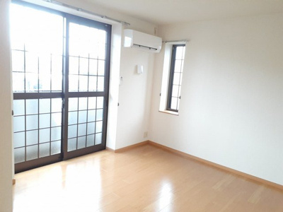 【居間・リビング】 | ラフレシール・メゾンⅡ