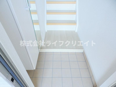 【玄関】 | ダウンタウンB