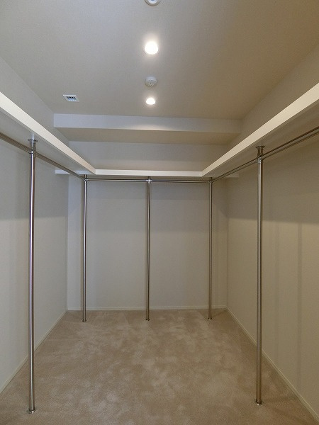 港区三田２丁目の賃貸マンションのその他|ウォークインクローゼット