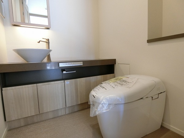 港区三田２丁目の賃貸マンションのその他|トイレ