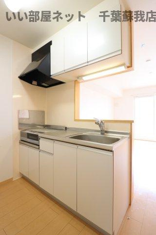 サン・フィオーレ　Ａのキッチン|コンパクトなキッチンで掃除もラクラク