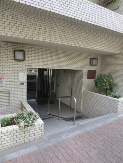 【エントランス】ルイシャトレ恵比寿