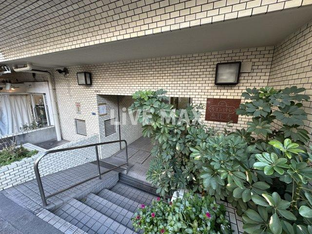 【エントランス】ルイシャトレ恵比寿