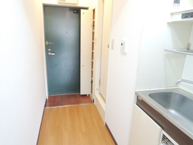 マシャンブル川口の玄関|別号室の参考写真です。