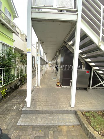 大泉壱番館のエントランス