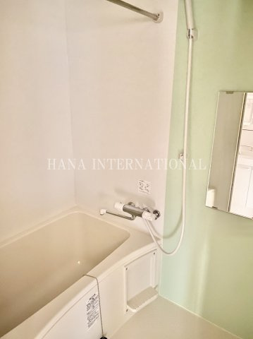 ヴィアロ大泉学園町レジデンスの浴室