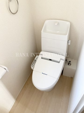 ヴィアロ大泉学園町レジデンスのトイレ