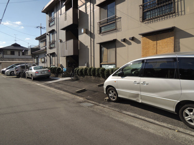 【駐車場】 | ヌーブ・ルミェール松本 | 駐車場完備です